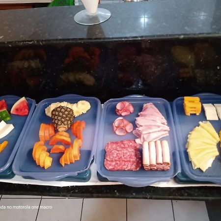Hotel Pousada Da Praca 자보아탕 두스 구아라라페스 외부 사진
