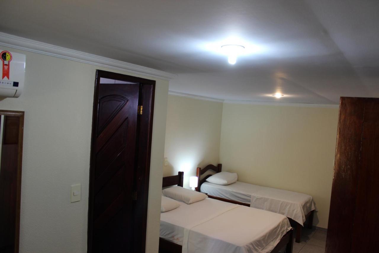Hotel Pousada Da Praca 자보아탕 두스 구아라라페스 외부 사진